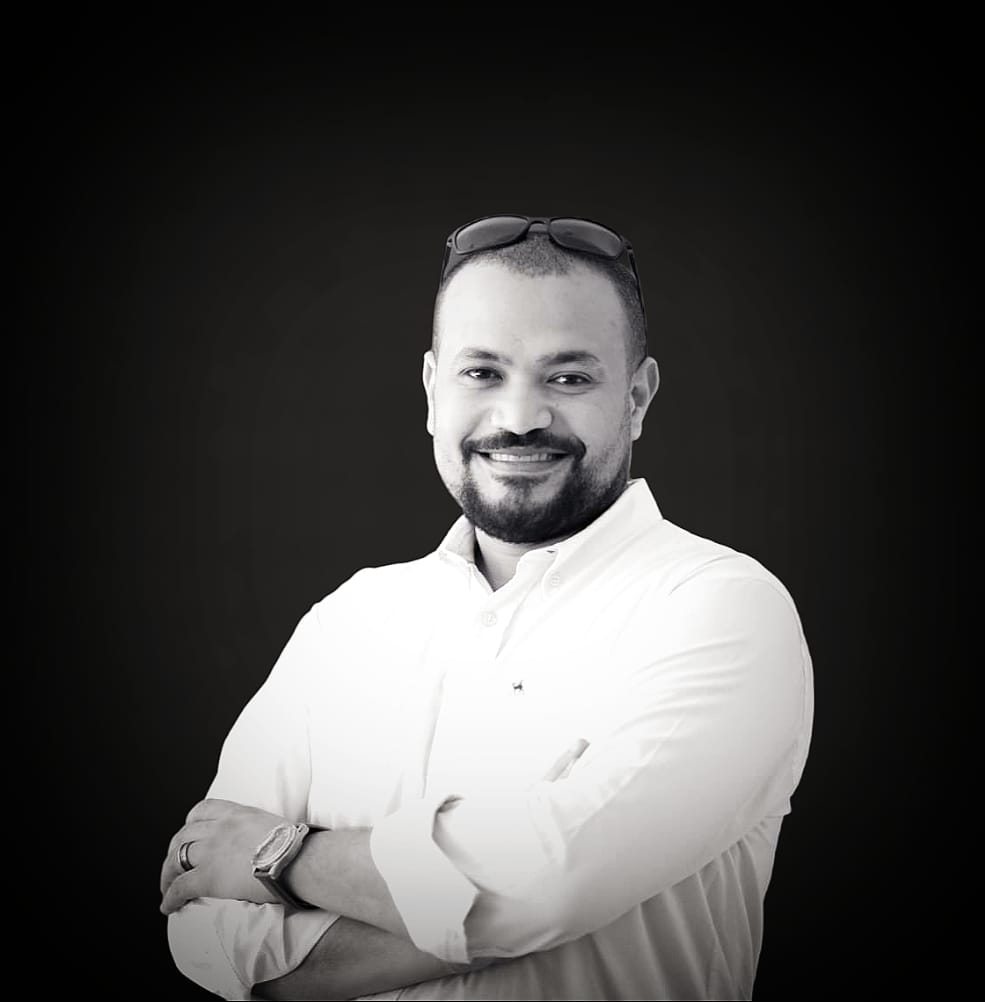 م/ مصطفى عفيفي